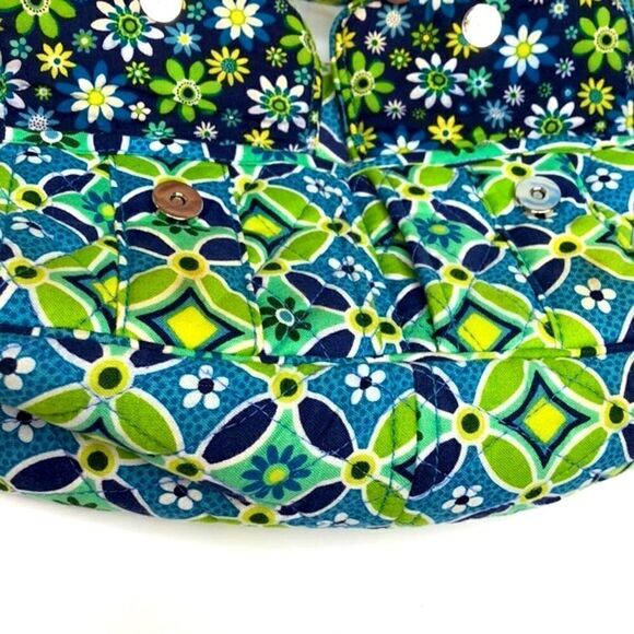 VERA BRADLEY Crossbody Bag, Daisy Daisy Spring 2008 - Picture 8 of 9